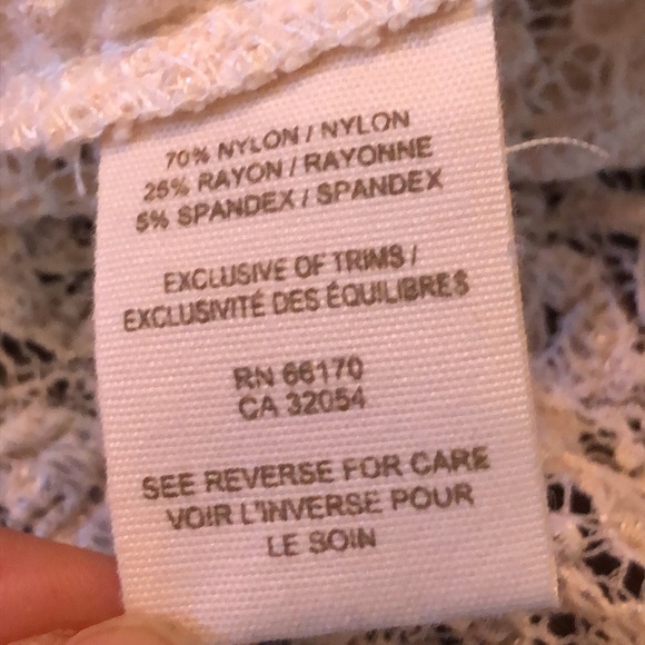 🤍Free People Lace peplum long sleeved partial buttoned stretchy top - Picture 10 of 11